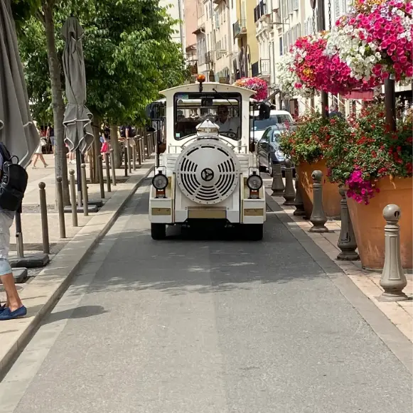 Le petit train d'Antibes juan-les-pins_Antibes