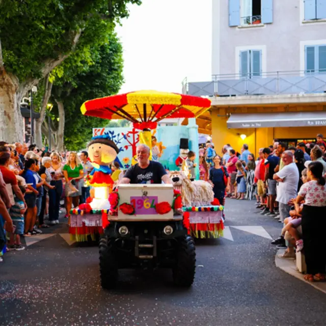 Corso de Pentecôte et fête foraine_Vaison-la-Romaine