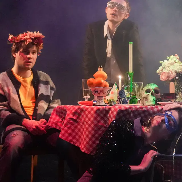 Fête des Mères • Compagnie MidiMinuit_Cusset