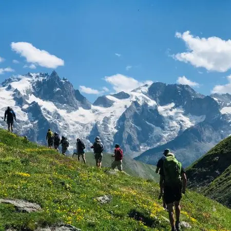 Randonnée botanique et patrimoine autour du lautaret avec l'Hôtel Le Faranchin