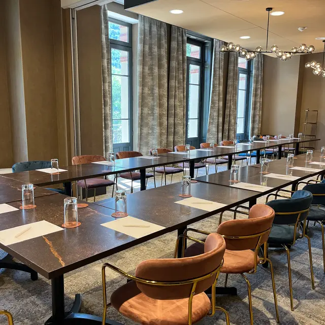 Salle de séminaire du Mercure Hotel