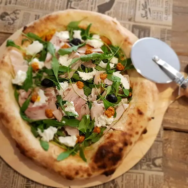 Madame Pizza
