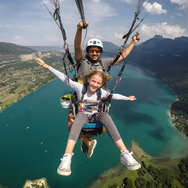 Vol parapente enfant lac d'Annecy Doussard Wefly parapente