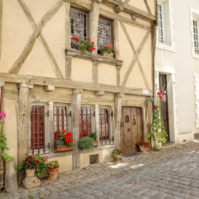 Maison ancienne à pans de bois