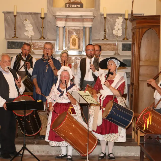 Messe, cavalcade et vente du Gaillardet de la Saint Laurent_Allauch