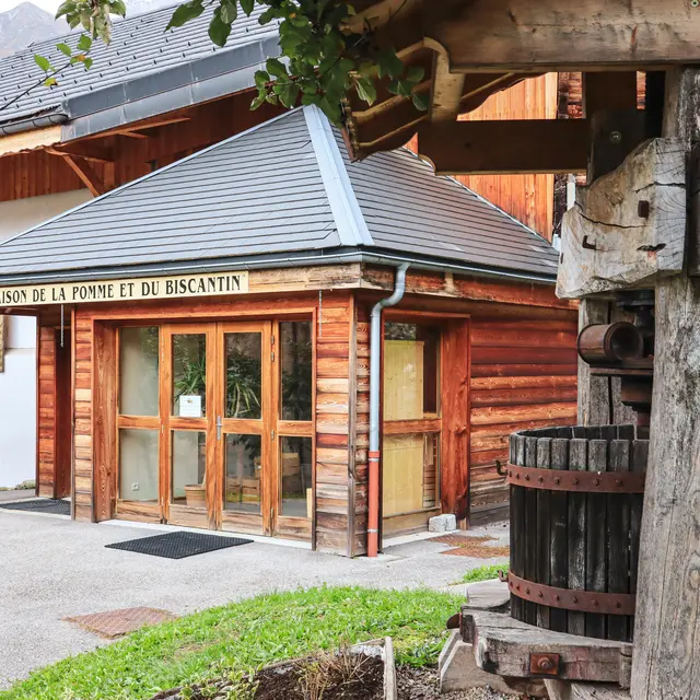 Maison de la pomme et du Biscantin