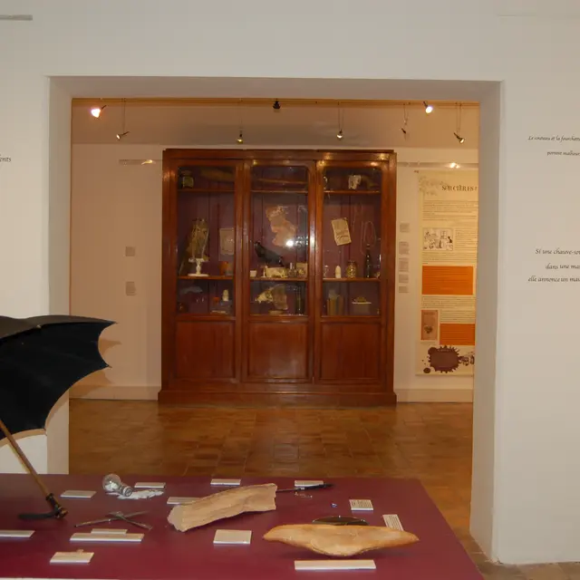 Exposition Sacrées croyances !_Castellane