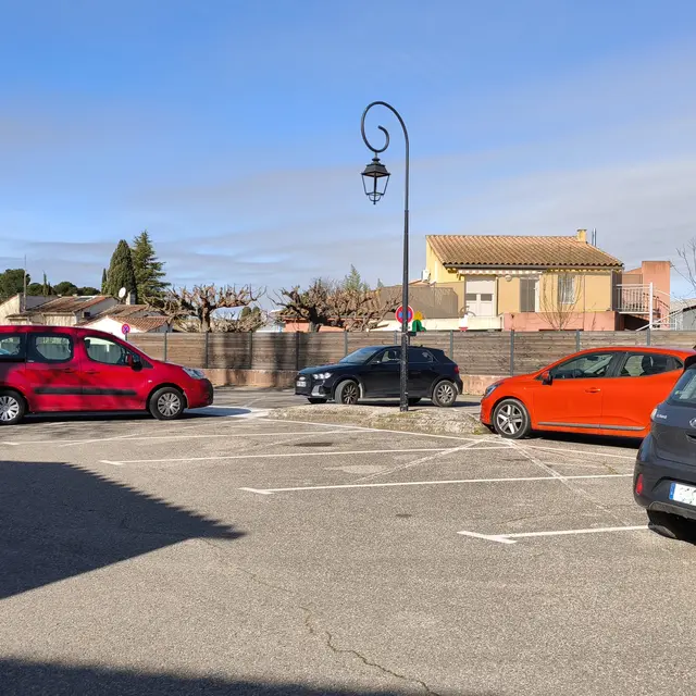 Parking des Arènes_Noves