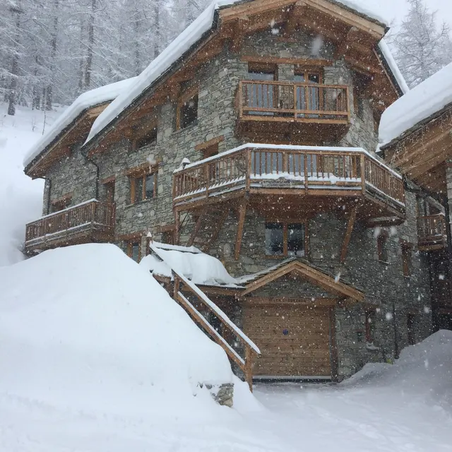 Vue extérieur du chalet en hiver - Chalet Les Verdaches Val d'Isère