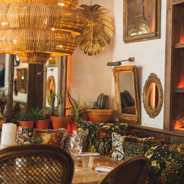 Le Café_Saint-Tropez