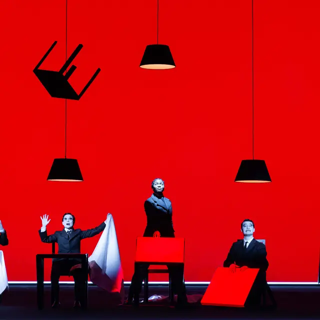 Théâtre : Pessoa, Since I've been me - Robert Wilson_Annemasse