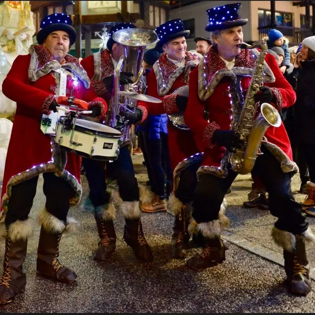 Déambulation - La fanfare de Noel_Saint-Gervais-les-Bains