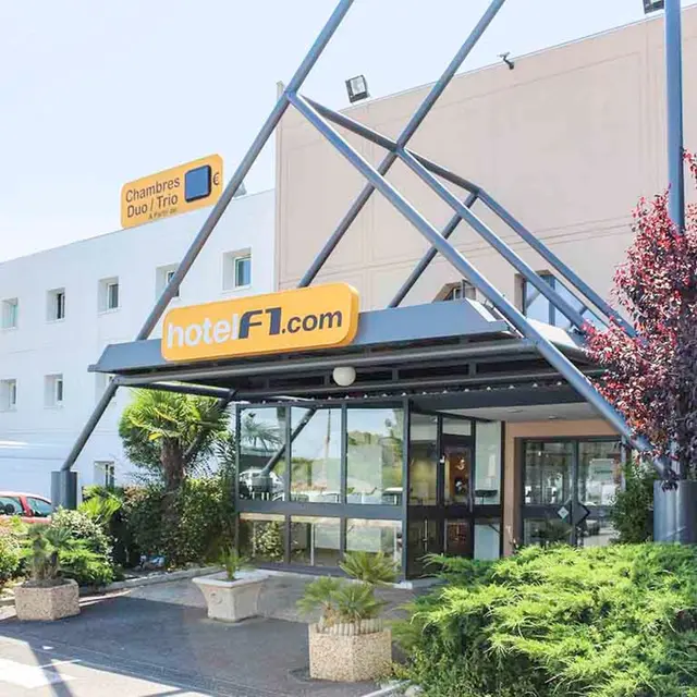 Hôtel F1_Roquebrune-sur-Argens