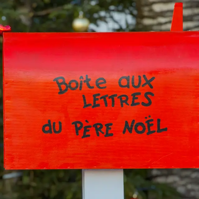 La boîte aux lettres du Père Noël | Noël à Sanary 2024_Sanary-sur-Mer