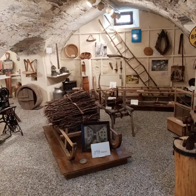 Journées Européennes du Patrimoine - Château de Saint-Gingolph : Musée des Traditions et des Barques du Léman_Saint-Gingolph
