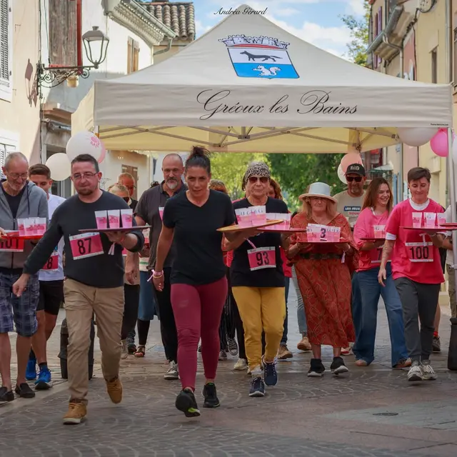 Gréoux en rose  | Course des filles et garçons de café_Gréoux-les-Bains