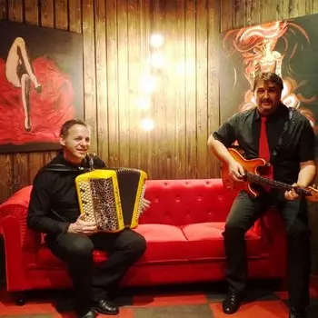 Bel Epok- Place de l'église_Praz-sur-Arly