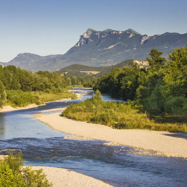 La rivière Drôme et les Trois Becs