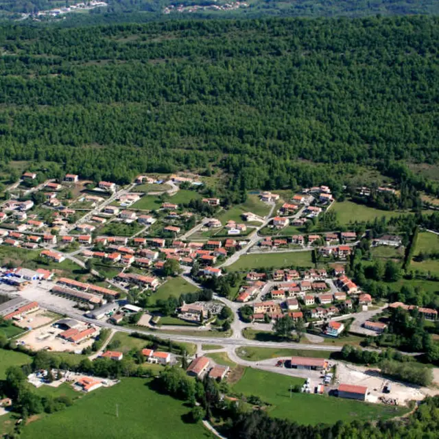 Village de Saint-Jean-d'Aigues-Vives_Saint-Jean-d'Aigues-Vives