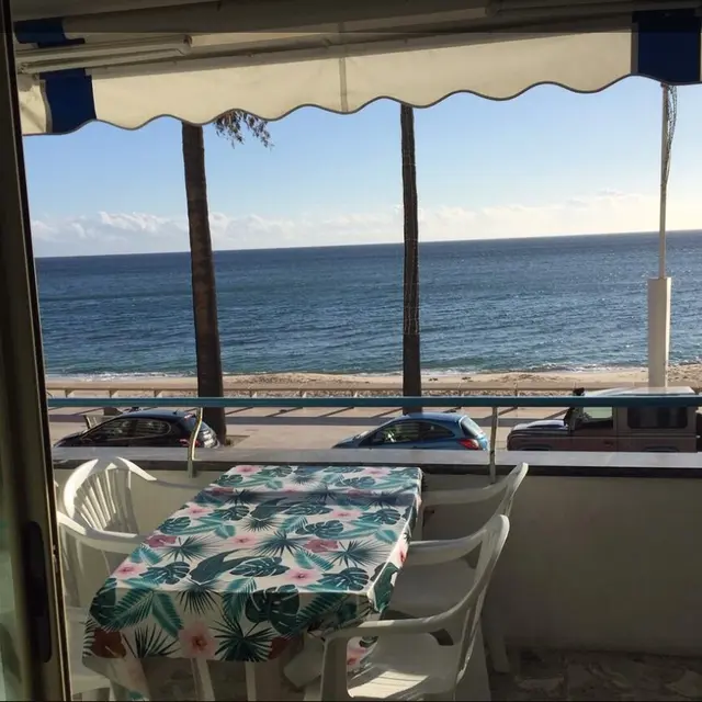 Meublé 2 pièces Christiane LAVAUX_Juan-les-Pins