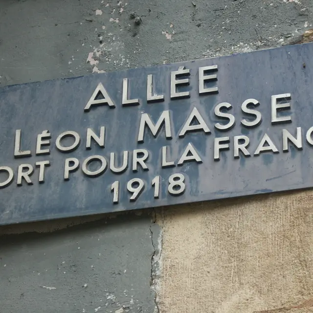 Plaque Les noms des rues des soldats_Oraison