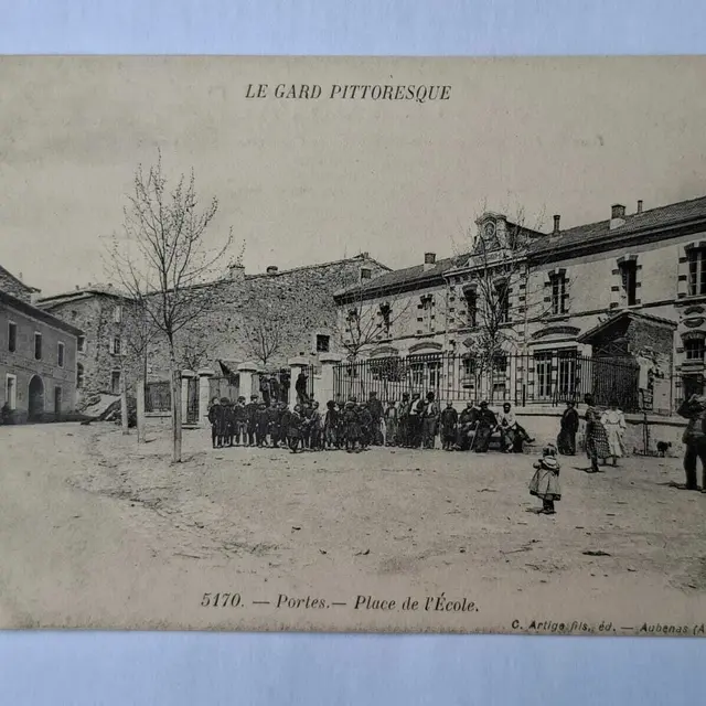 Conférence Les institutrices et instituteurs du Gard en 1926 à travers le recensement et les nominations par commune par René DOUSSIÈRE
