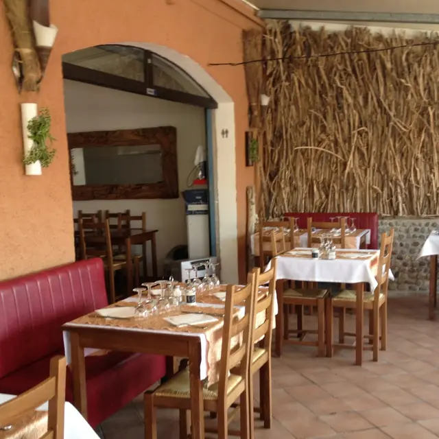 restaurant hyeres salins poissons