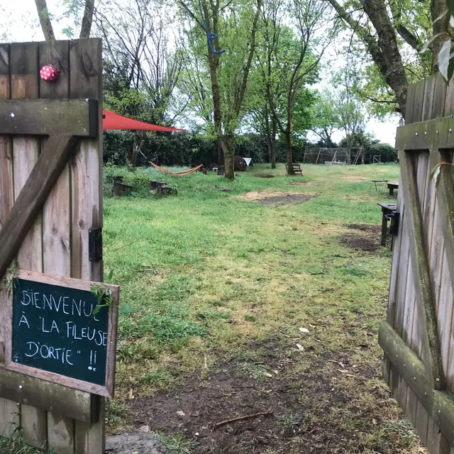 LA FILEUSE D'ORTIE : Si l'ortie m'était contée et filée_Sainte-Marie-de-Ré