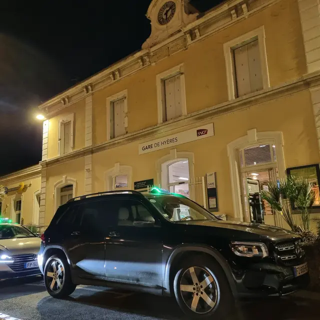 Taxis Hyérois