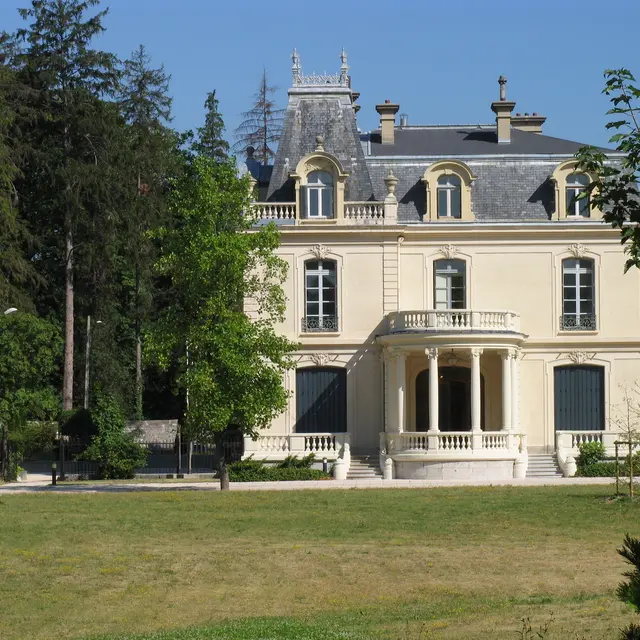 chateau_borel_parc.jpg