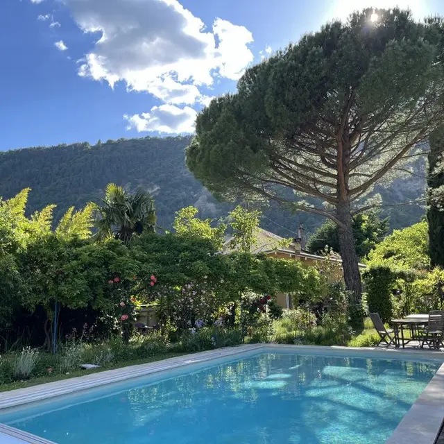 Chambres d'hôtes : Le Pin des Arches