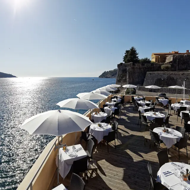 La MayssaBeach, restaurant Villefranche-sur-mer, restaurant poisson, cuisine méditerranéenne, terrasse au soleil, cocktails Villefranche-sur-mer, restaurant au soleil, cuisine méditerranéenne, restaurant moderne, nice view-3.jpg