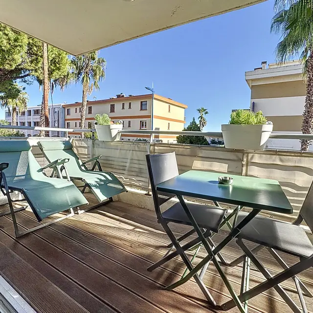 Location saisonnière - Villeneuve-Loubet