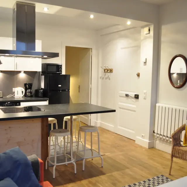 Le salon et la cuisine