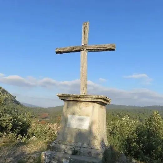 Table d'orientation : croix du calvaire_Méounes-lès-Montrieux