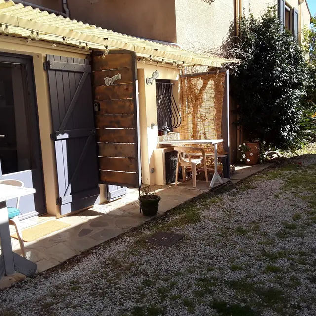 VELOTTI Jacqueline - T1 Carpe Diem_Le Lavandou