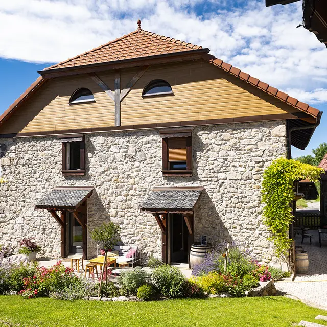 Un R de Mémises chambre d'hôtes Bed and Breakfast Thollon les Mémises