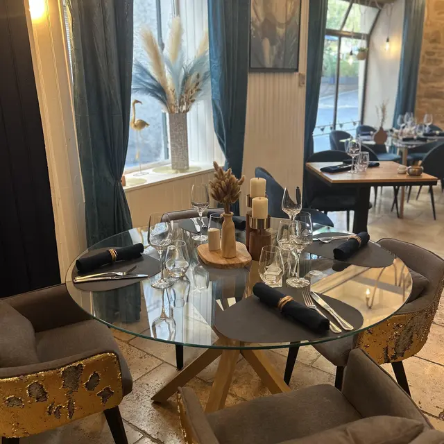 Les Troubadours Modernes