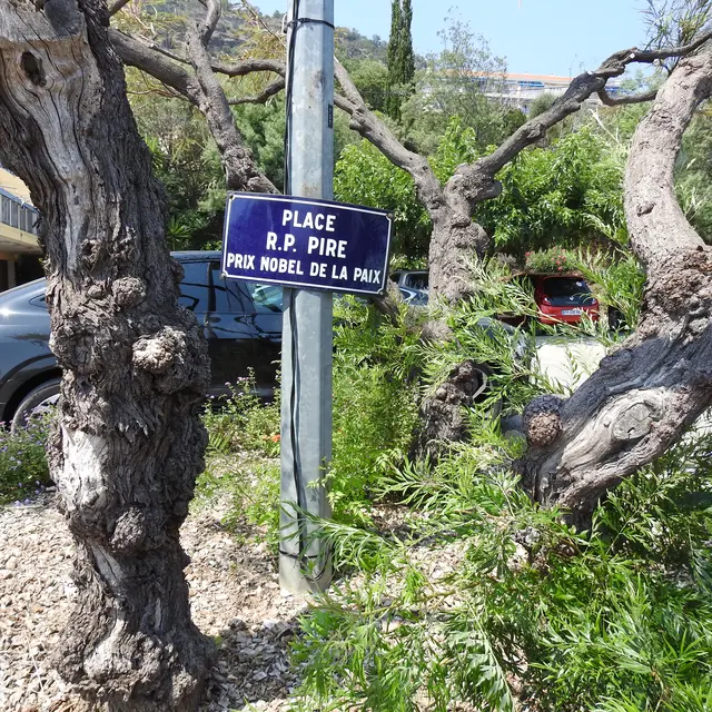 Photo parking Chapelle