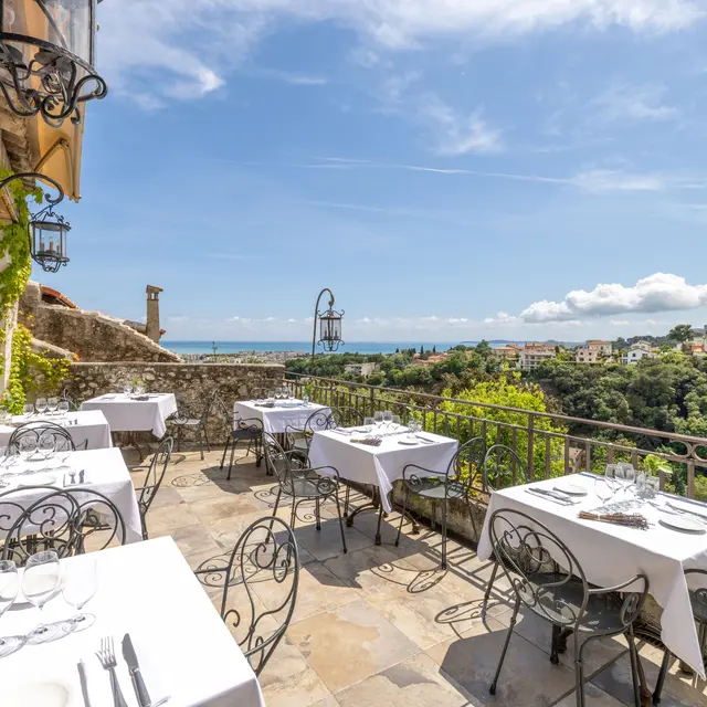 Restaurant-le cagnard-copy 8F7A8231.jpg