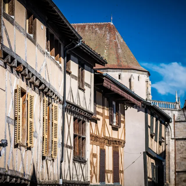 Visite du centre historique d'Ambert Parcours dcouverte patrimoine ( Ambert) | Vacances en Auvergne - Maison du Tourisme du Livradois Forez Visite du centre historique d'Ambert Parcours dcouverte patrimoine ( Ambert) | Vacances en Auvergne - Maison du Tourisme du Livradois Forez