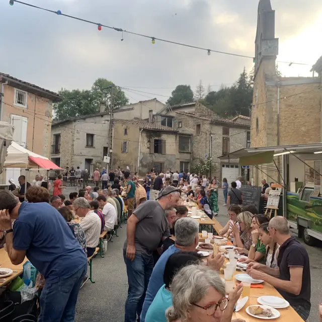 Marché gourmand des producteurs locaux_Nalzen