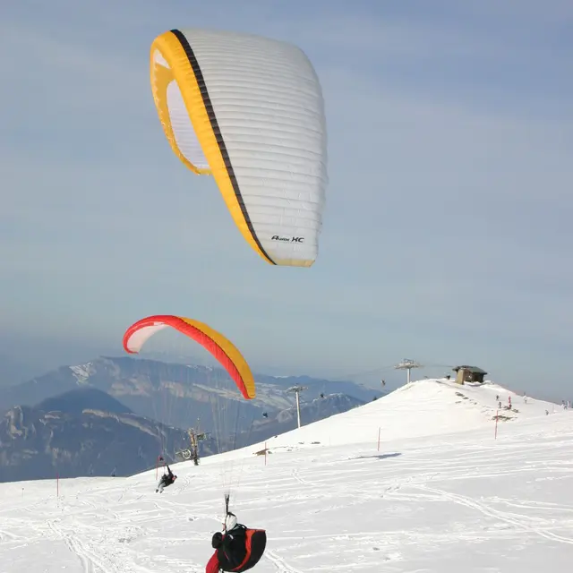 Parapente Pégase et particule_Allevard