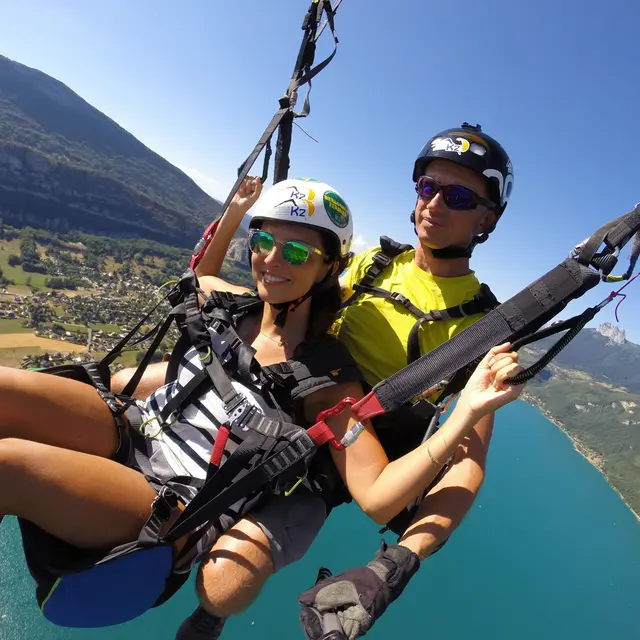 Doussard lac Annecy parapente enfant