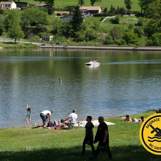 BAIGNADE INTERDITE Plan d'eau des Prades - St-Rémy-sur-Durolle_Saint-Rémy-sur-Durolle