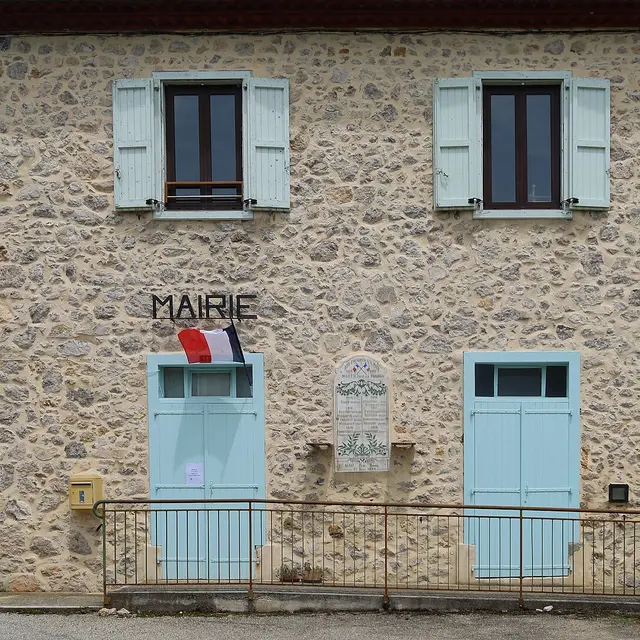 Mairie d'Illhat