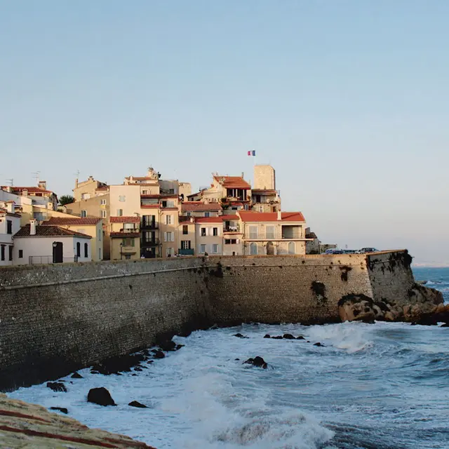 antibes.jpg