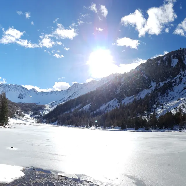 Lac de l'Orceyrette en hiver