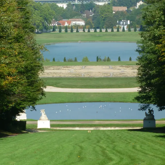 Etape 1 - L'emplacement de l'ancienne demeure royale