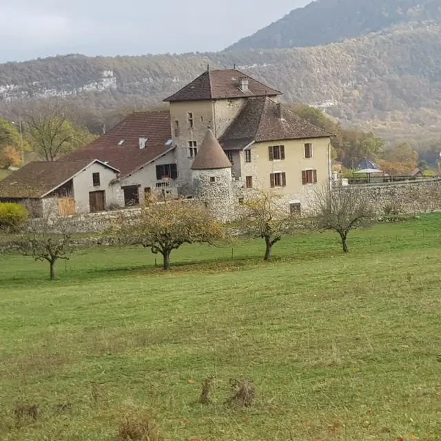 chateaudepomboz-aixlesbainsrivieradesalpes